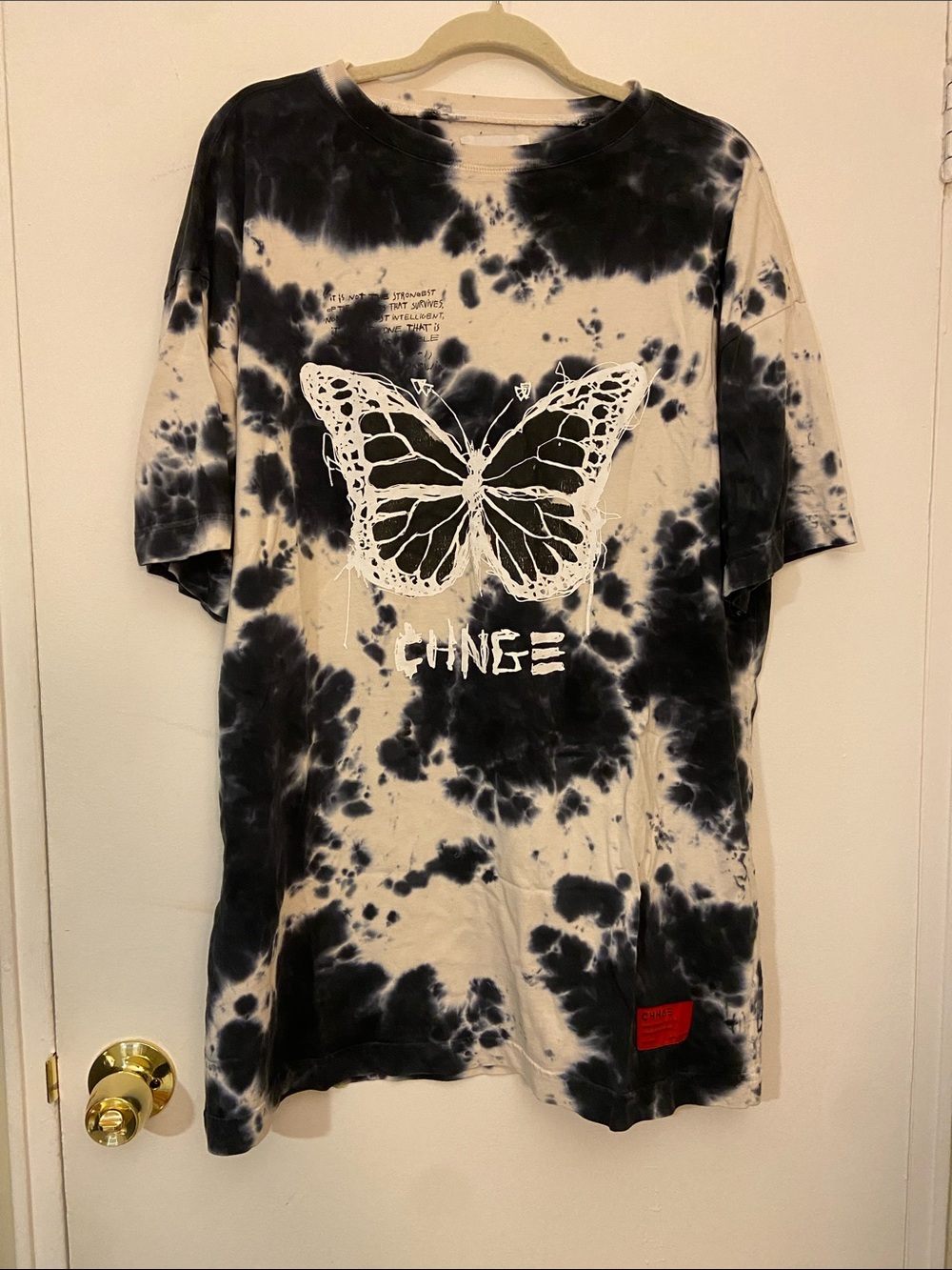 CHNGE Black and Cream Tie-Dye Butterfly Short Sleeve Tee